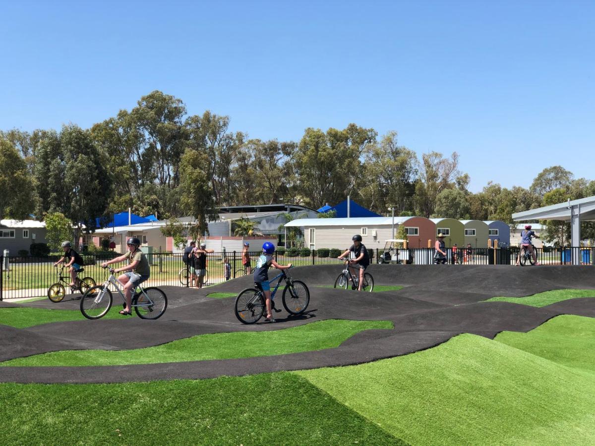 Big4 Deniliquin Holiday Park מראה חיצוני תמונה