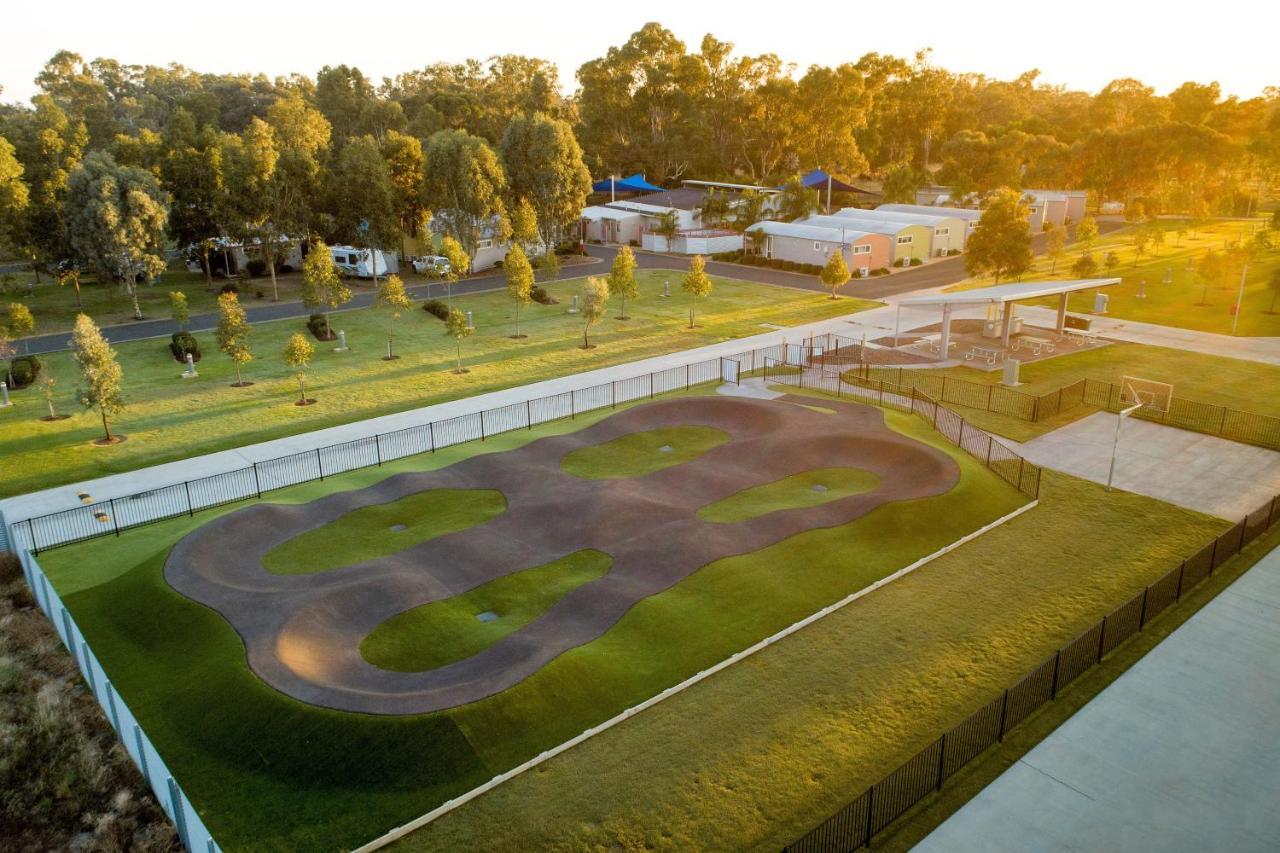 Big4 Deniliquin Holiday Park מראה חיצוני תמונה