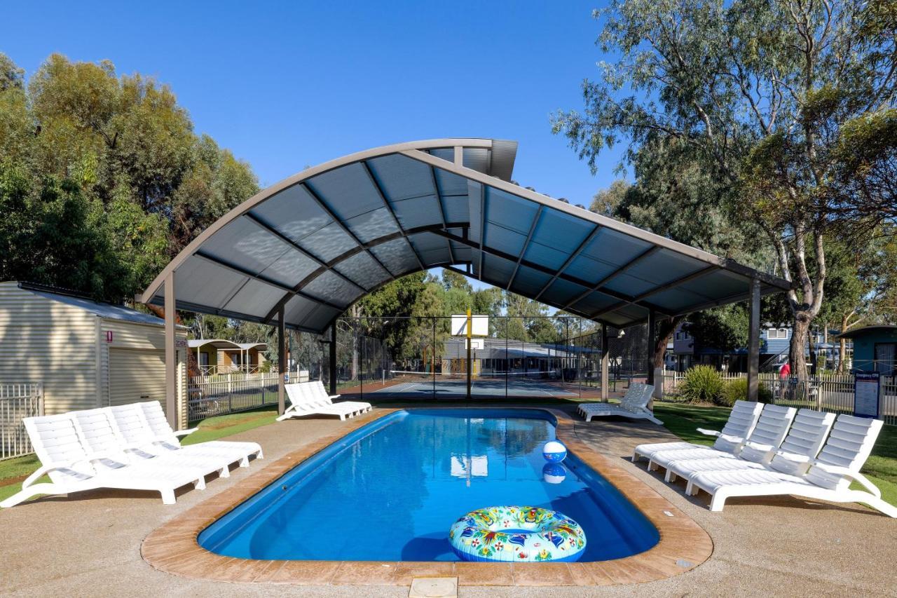 Big4 Deniliquin Holiday Park מראה חיצוני תמונה