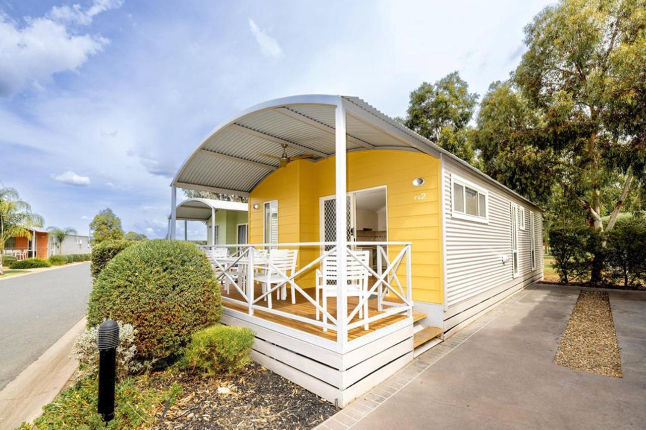 Big4 Deniliquin Holiday Park חדר תמונה