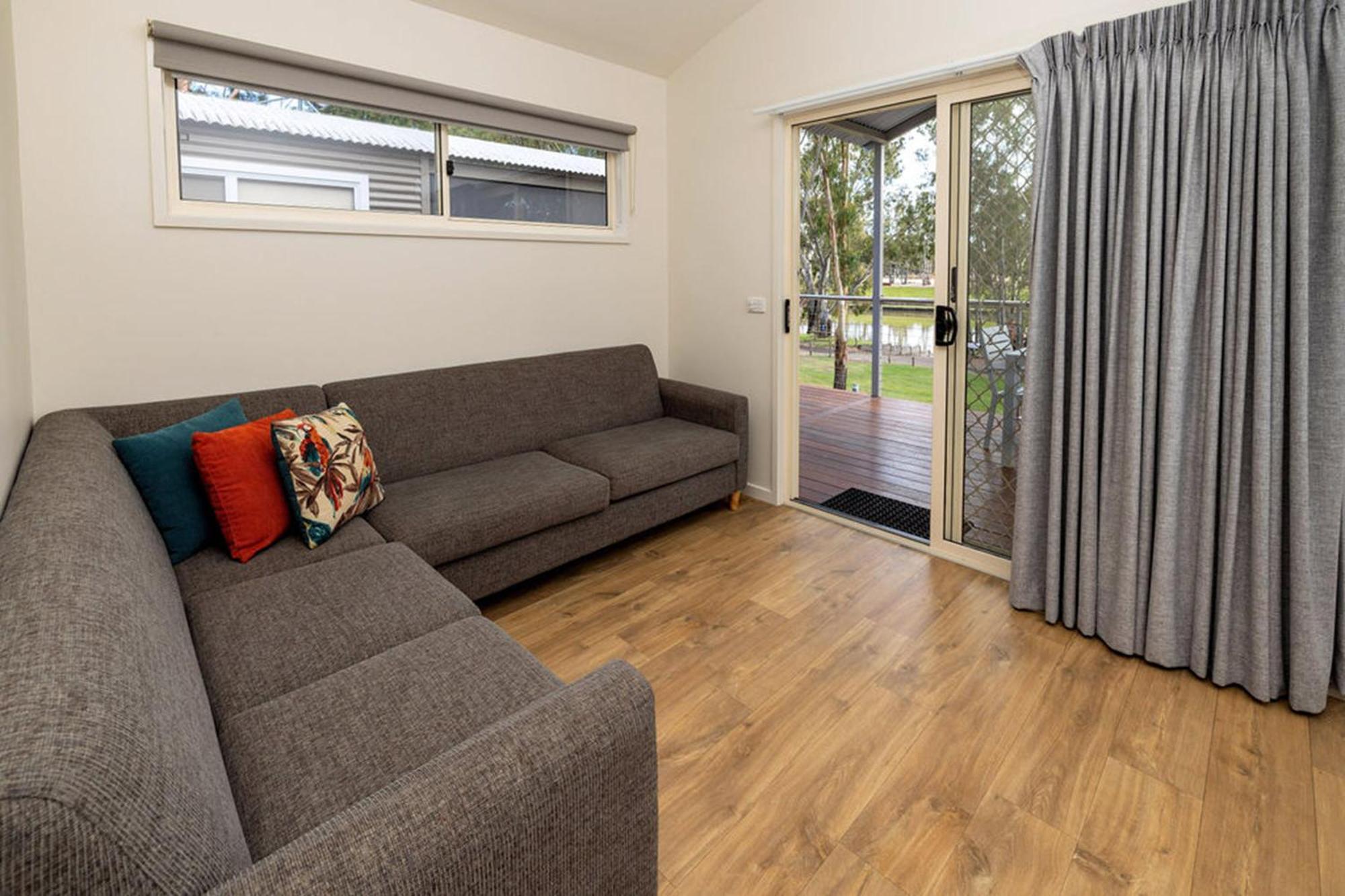 Big4 Deniliquin Holiday Park חדר תמונה
